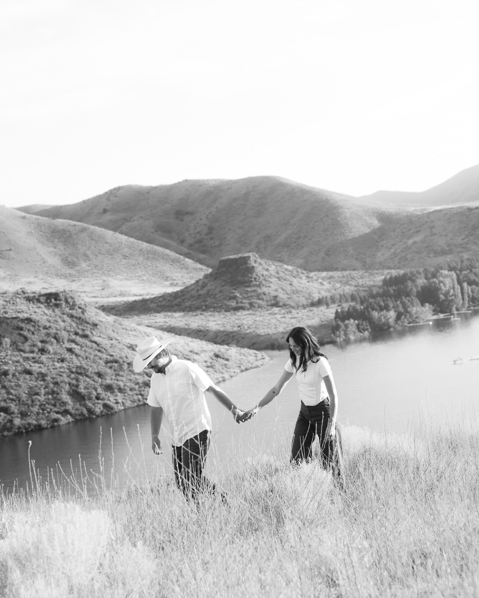 boise-engagement-foothills-engagement-photos